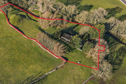 2 acres of House with Land for sale in Askrigg