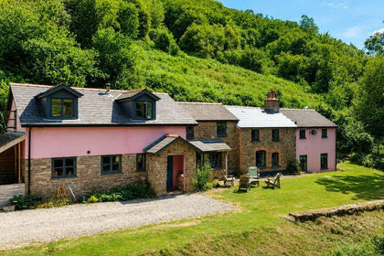 4.5 acres of House with Land for sale in Crucorney