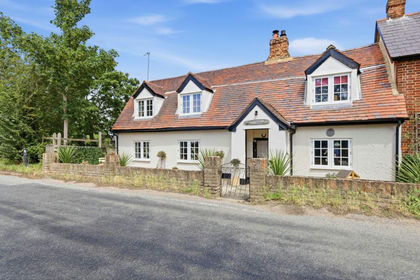 1 acres of Cottage for sale in Little Totham
