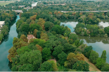 2.5 acres of Island for sale in Wraysbury