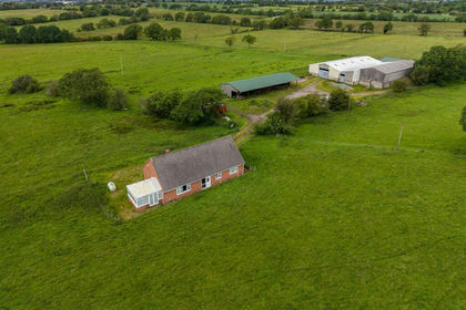 100 acres of Farm for sale in Dilhorne