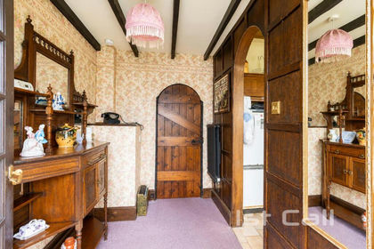 1.6 acres of House with Land for sale in Ashingdon