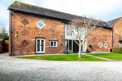 Land for sale in Drayton Bassett