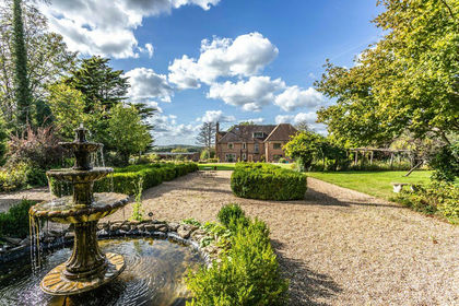 2.5 acres of Country Home for sale in East Grinstead