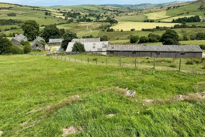 251.9 acres of Farm for sale in Cerrigydrudion