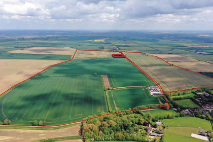 294.1 acres of Farmland for sale in Luddington