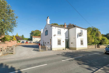 Pub for sale in Ludford