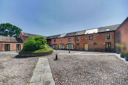 Barn Conversion for sale in Smallwood