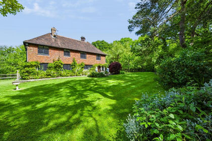 1 acre of House with Land for sale in Rotherfield