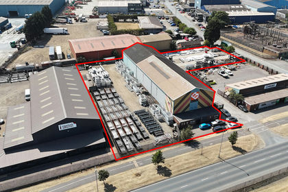 Warehouse for sale in Scunthorpe