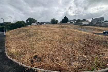 Building Plot for sale in Betws