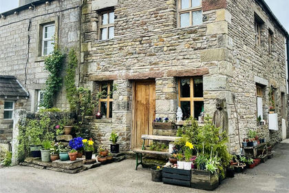 Barn Conversion for sale in Bentham