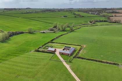 Barn Conversion for sale in Stonton Wyville