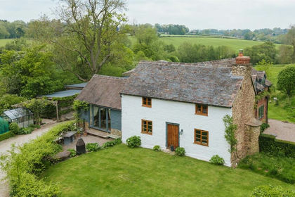 19.5 acres of Equestrian property for sale in Humber