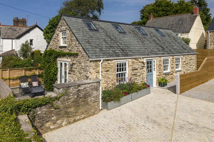 Barn Conversion for sale in Feock