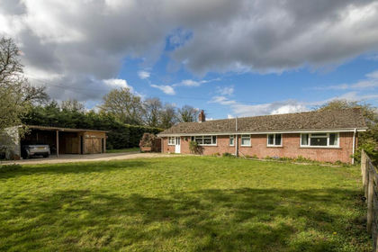 191.8 acres of Farm for sale in Kintbury
