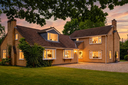 1 acre of House with Land for sale in Lincoln