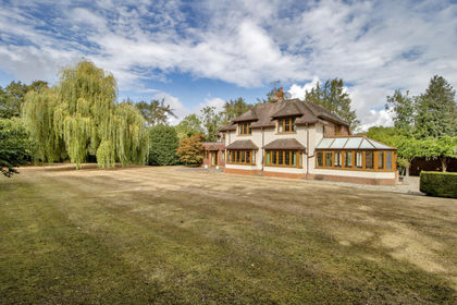 1.5 acres of House with Land for sale in Hartley