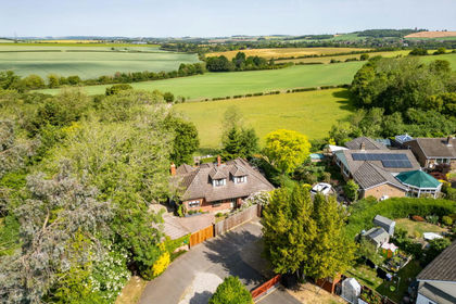 3.1 acres of House with Land for sale in Hadstock