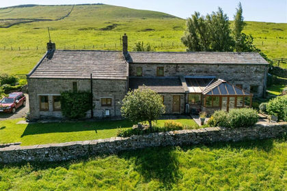 Farmhouse for sale in Muker