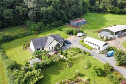4.5 acres of Smallholding for sale in Eglwyscummin