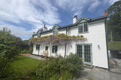 1 acre of House with Land for sale in Llanfair Talhaiarn