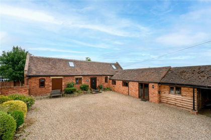 Land for sale in Morville