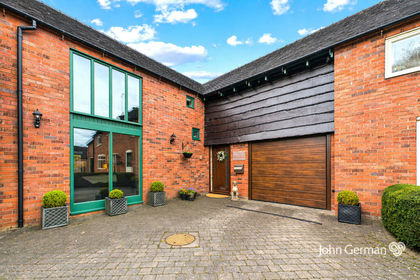 Barn Conversion for sale in Rocester