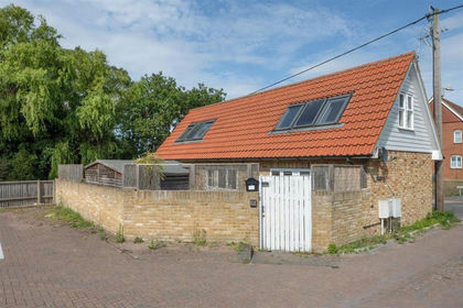 Barn Conversion for sale in Canterbury