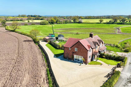 3 acres of House with Land for sale in Doddington and District