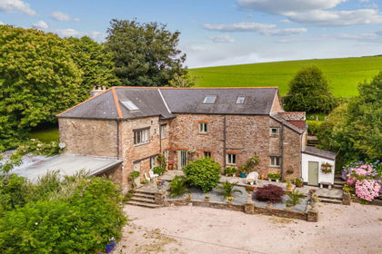 Cottage for sale in Stokenham