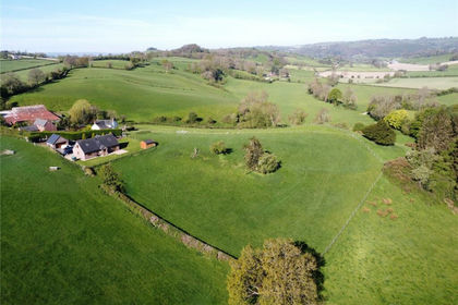 2.2 acres of House with Land for sale in Abermule with Llandyssil