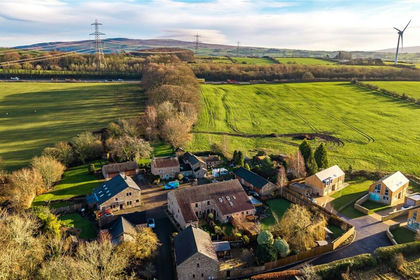 Barn Conversion for sale in Scotforth
