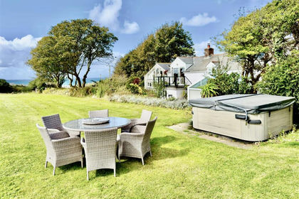 3.8 acres of Agricultural Land for sale in Perranzabuloe