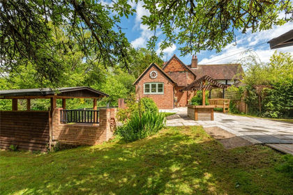 1.8 acres of House with Land for sale in Ockley