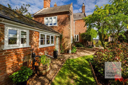 3 acres of Farmhouse for sale in Ludham
