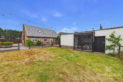Barn Conversion for sale in Halebank