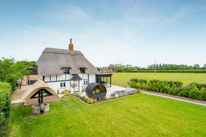 Cottage for sale in Chinnor