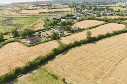 4.8 acres of House with Land for sale in Goldcliff