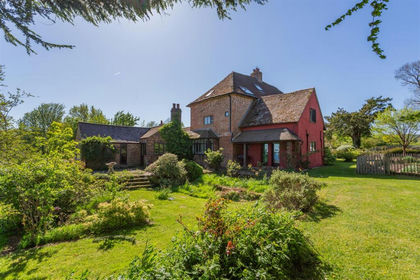 2 acres of Farmhouse for sale in Newent