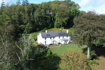 4.8 acres of Smallholding for sale in Llanfihangel Ystrad