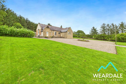 1 acre of House with Land for sale in Stanhope