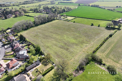 1.2 acres of Cheap Land for auction in Trysull and Seisdon