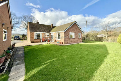 2.2 acres of House with Land for sale in Westbury-on-Severn