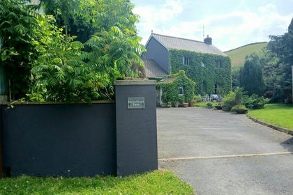 Smallholding for sale in Abergwili