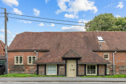 Barn Conversion for sale in Hamsey