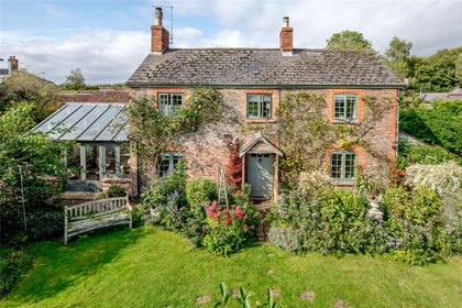 Cottage for sale in Taunton