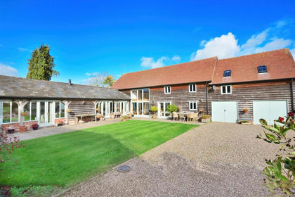 Barn Conversion for sale in Pembridge