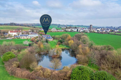 2.8 acres of Land for sale in East and West Buckland