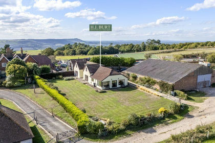 5.4 acres of House with Land for sale in Upper Beeding